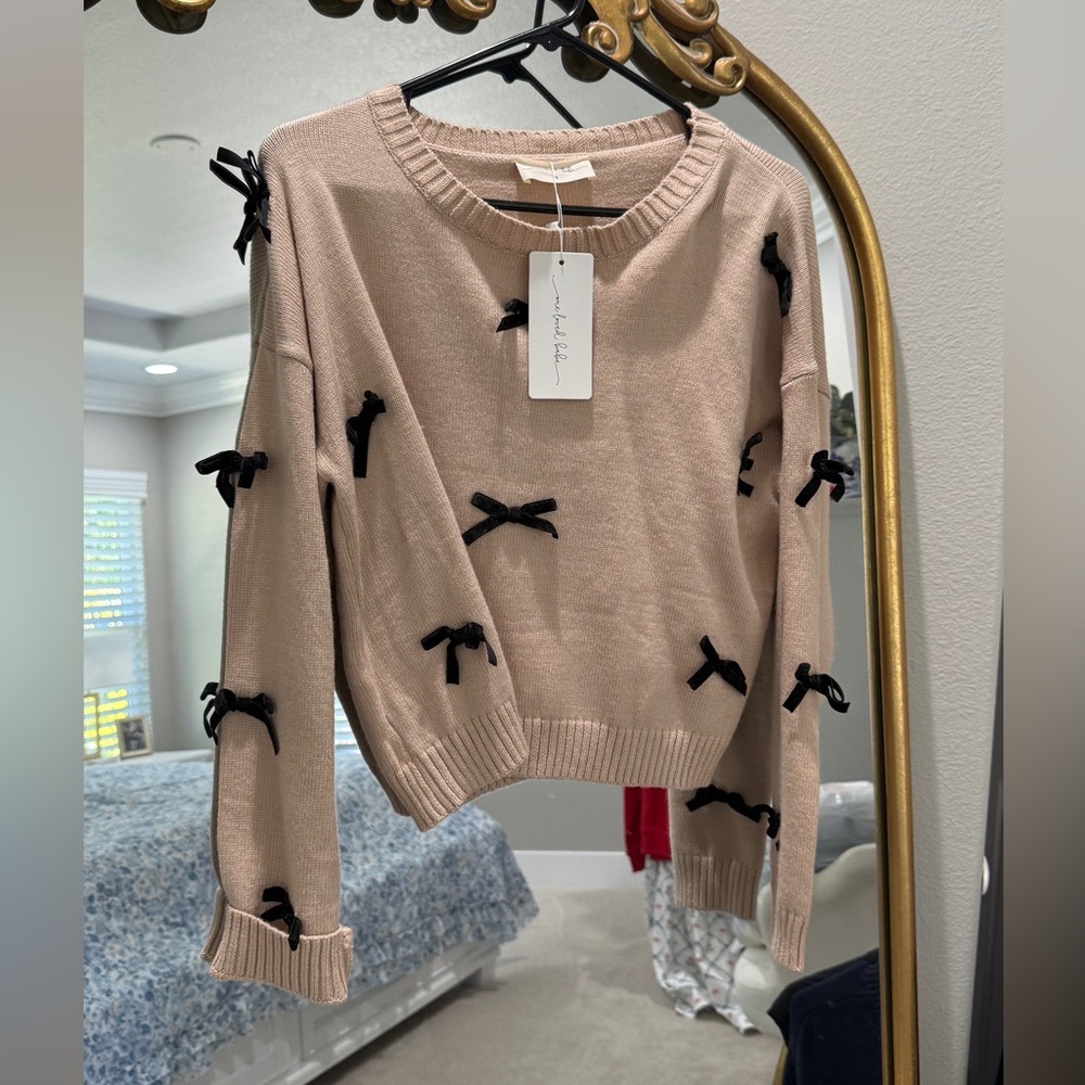One loved babe bow sweater